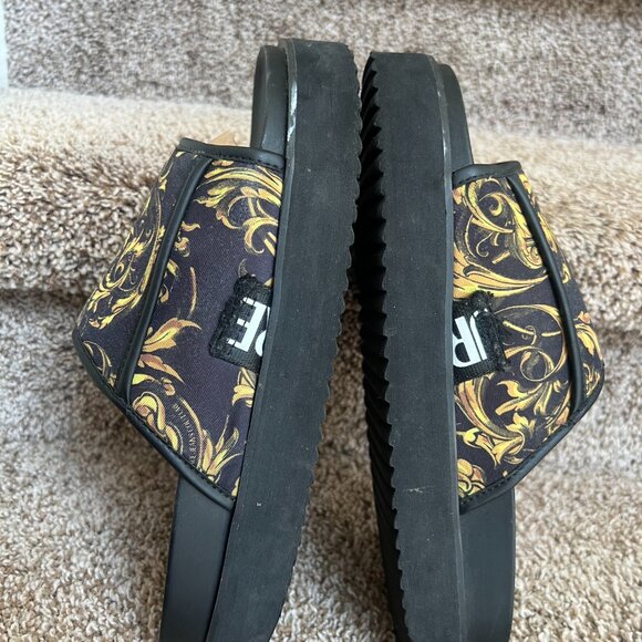 Versace Jeans Couture Platform Slides Men\'s. Size EU 42/US 8.5-9. In very good